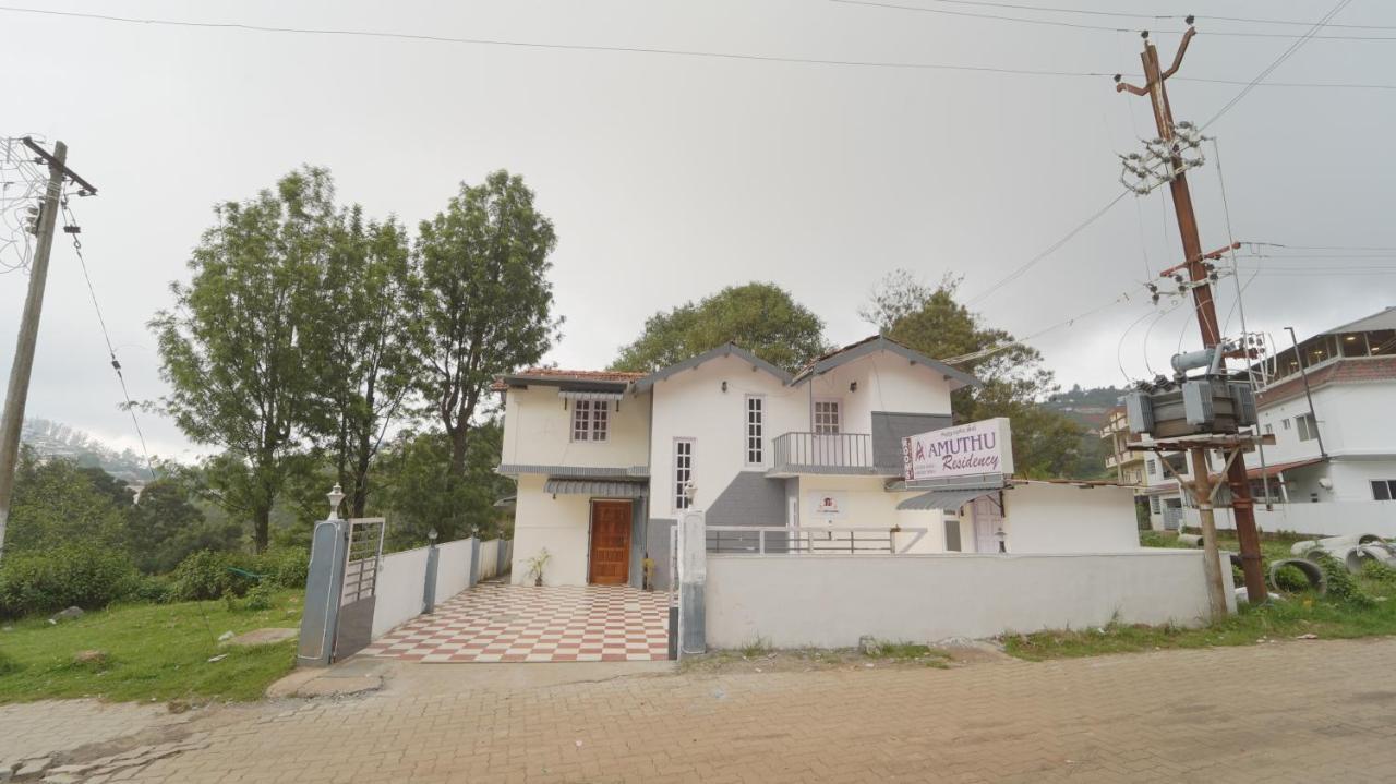 Amuthu Residency Hotel Ooty Exterior photo